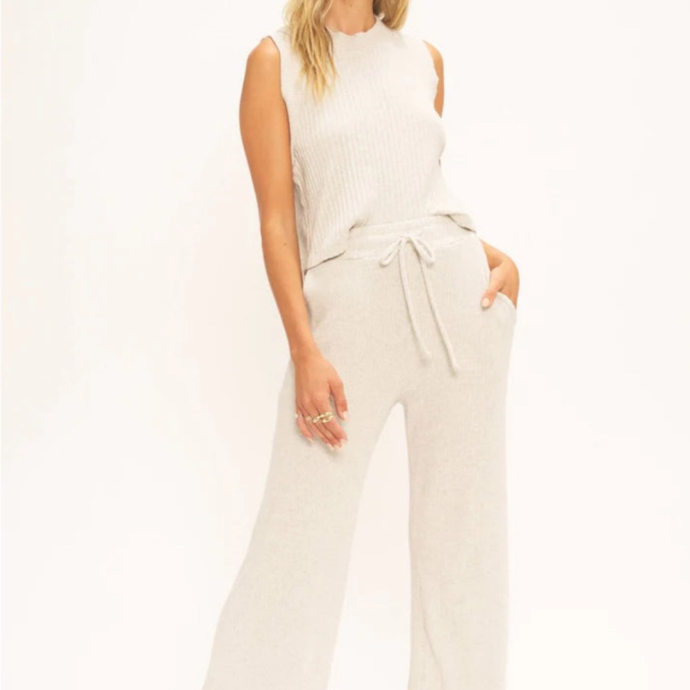 NEW! Project Social T Sleeveless Crop Sweater